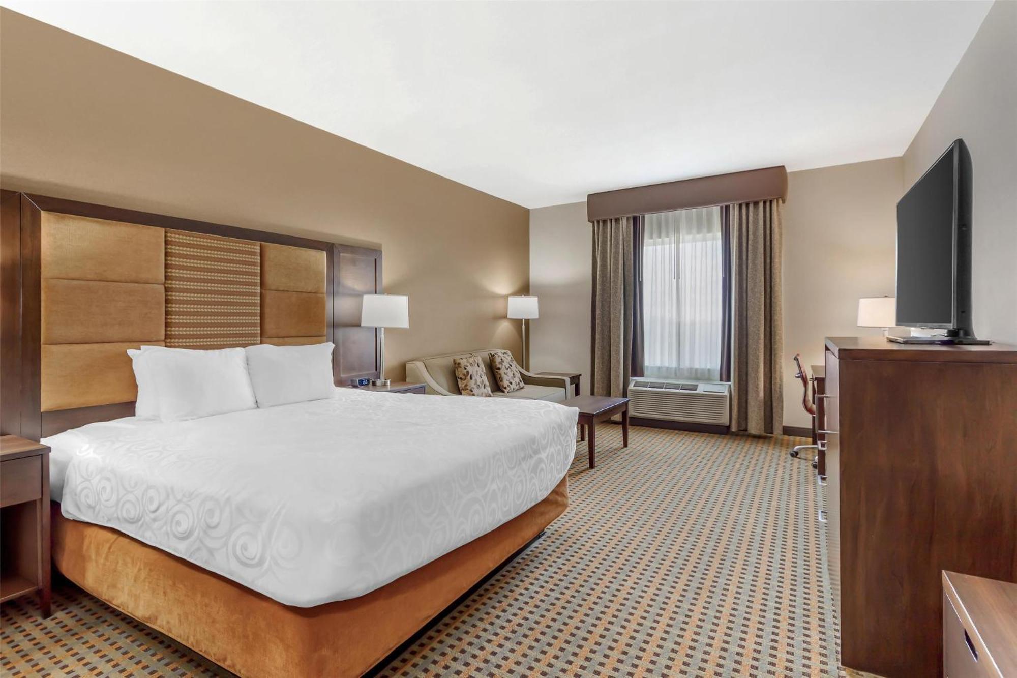 Best Western Plus Hinton Inn & Suites Εξωτερικό φωτογραφία