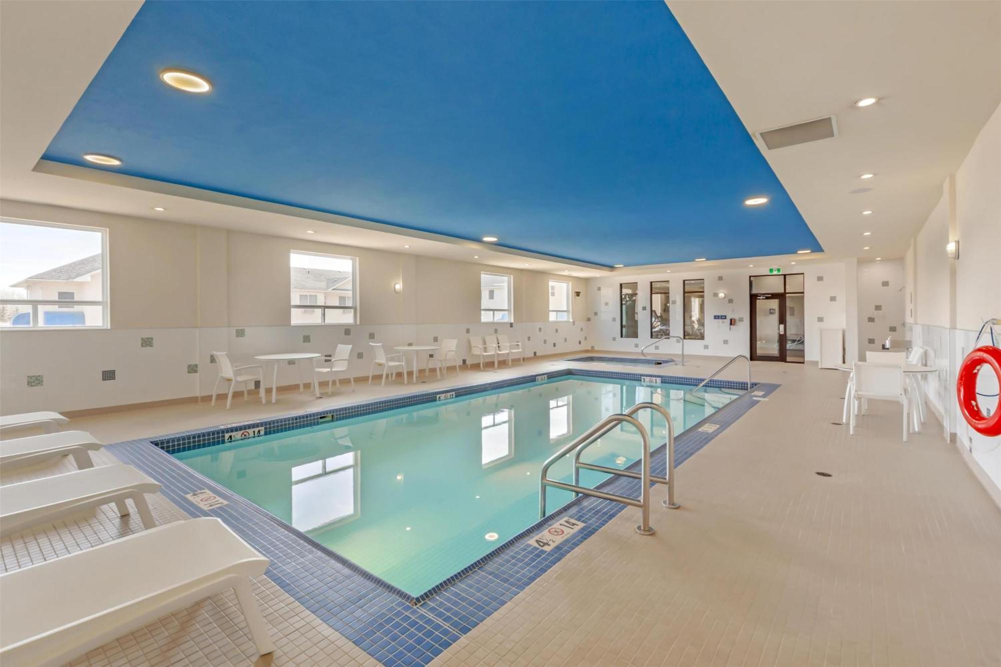 Best Western Plus Hinton Inn & Suites Εξωτερικό φωτογραφία