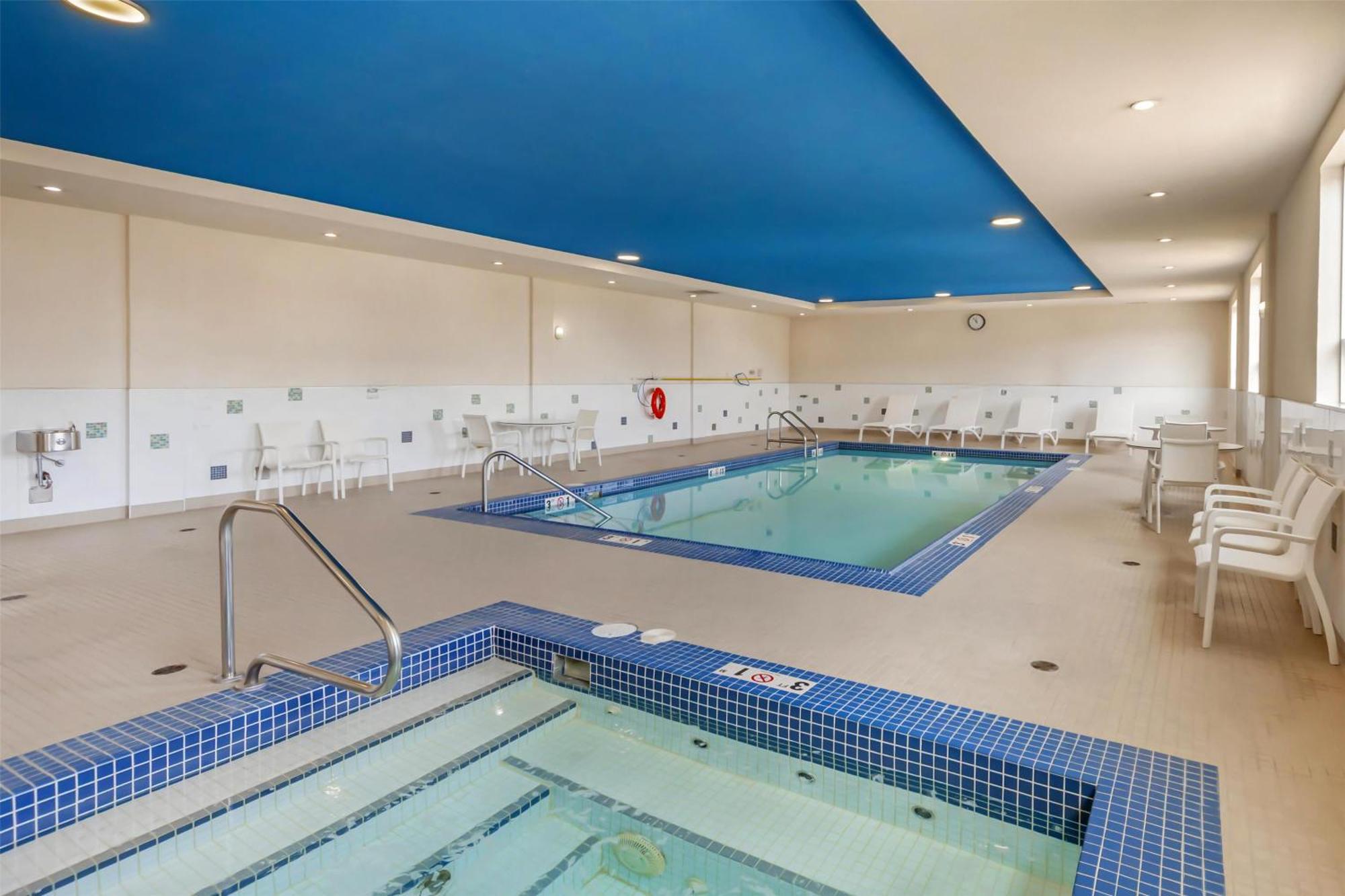 Best Western Plus Hinton Inn & Suites Εξωτερικό φωτογραφία