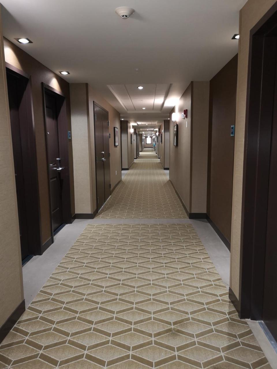 Best Western Plus Hinton Inn & Suites Εξωτερικό φωτογραφία